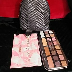 Is bag pack wed eye palette ,s